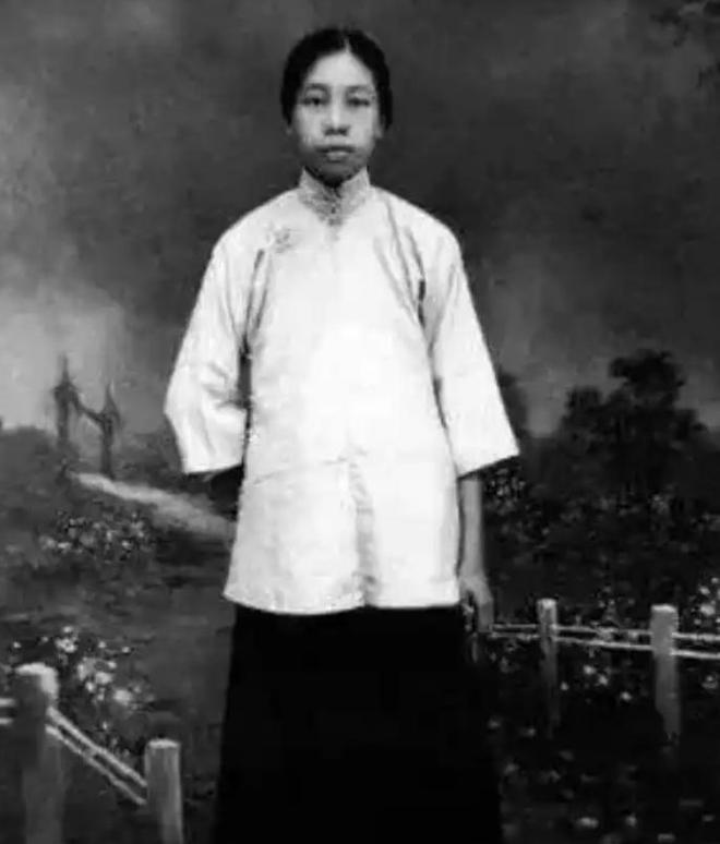 _许广平与鲁迅先生_许广平与鲁迅