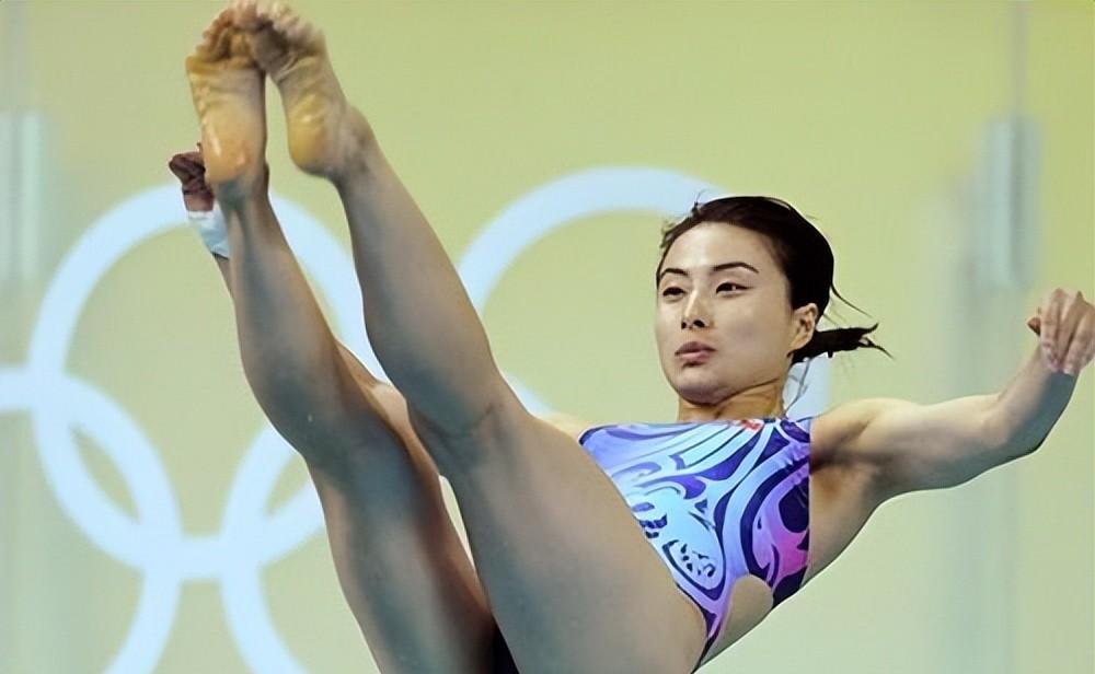 郭晶晶和霍怎么认识的_郭晶晶改变霍家_