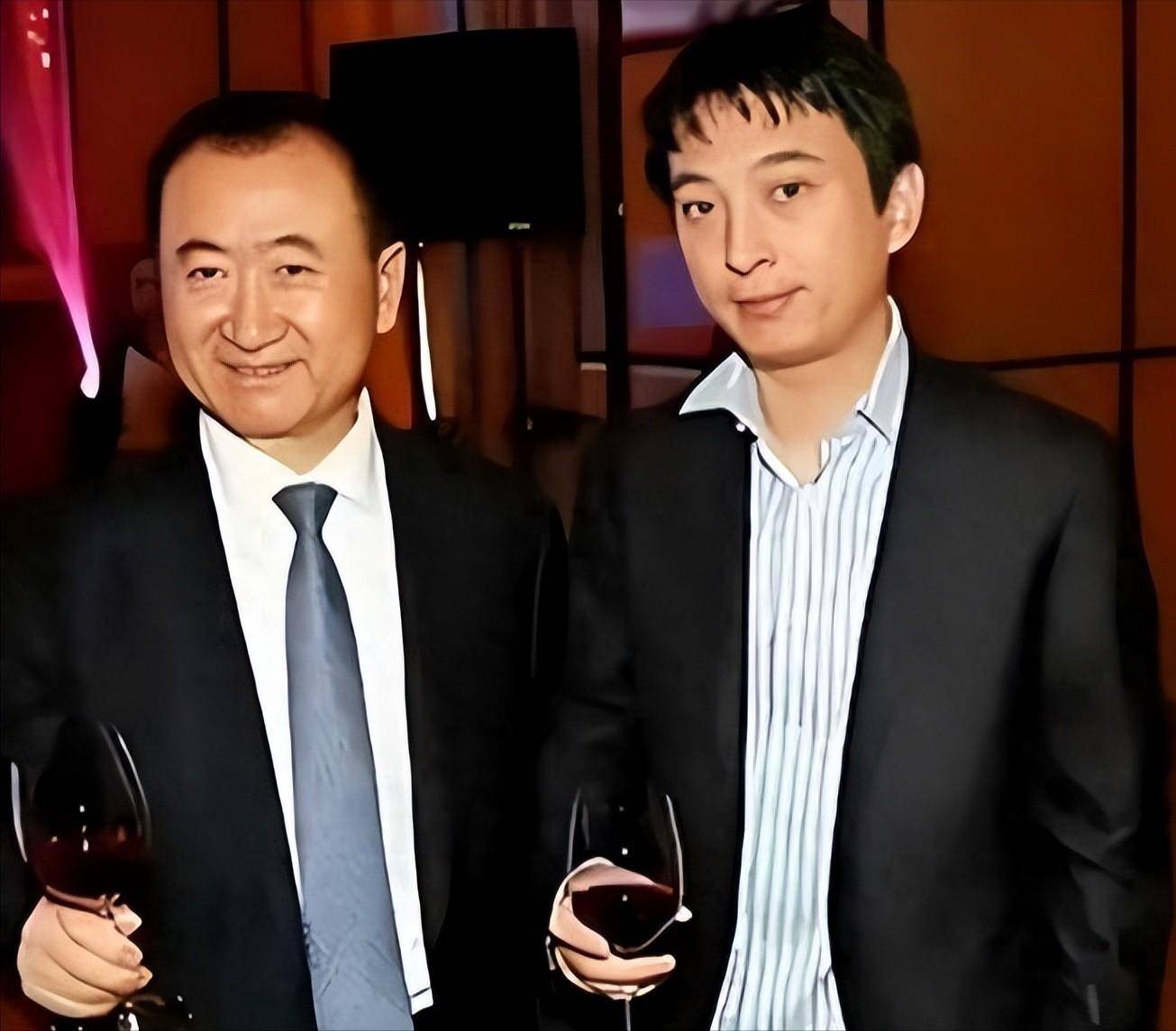 官方媒体出手!黄一鸣封禁5天,网红乱象冰山一角