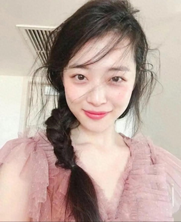 金钟硕离世家属回应家暴跳楼传闻真相