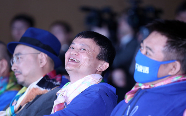 某演员情感风波引发关注