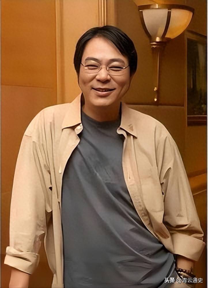 老戏骨人设崩塌：贪财好色，晚节不保？