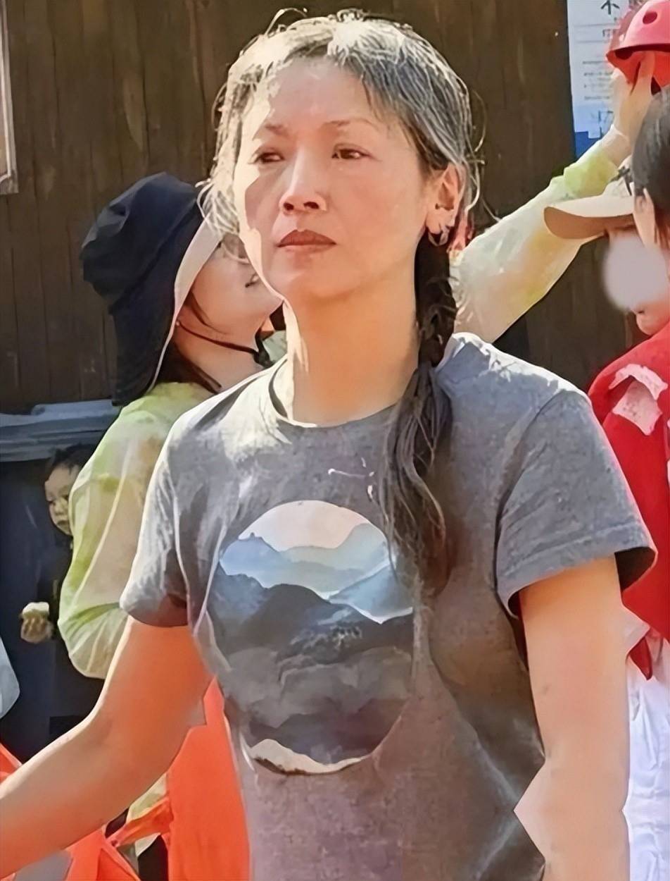 香港第一美女拒婚刘德华,家暴12年