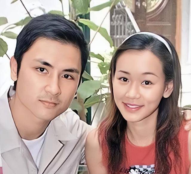 香港女星洗冤单亲妈熬夜直播赚钱