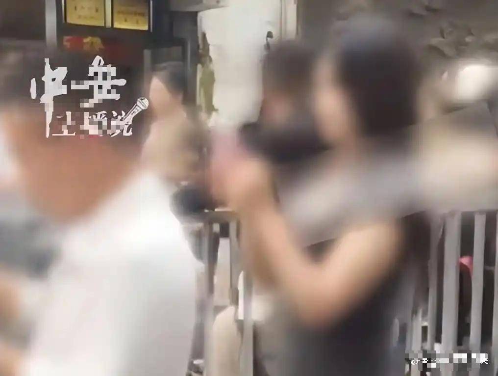 湖南女子铁笼游街幕后黑手落网大快人心