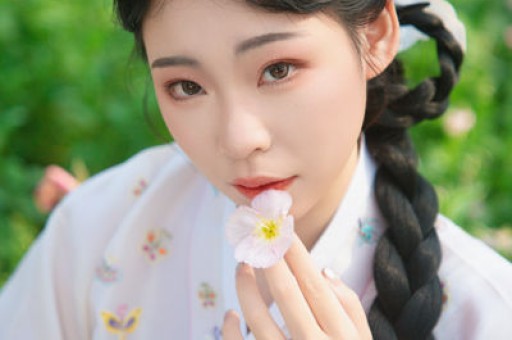 低俗剧本炒作频发：封号治标不治本，专家分析根源
