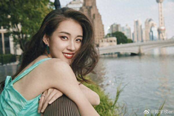 短剧女王郭宇欣翻车！背地吐槽录音流出遭撤换