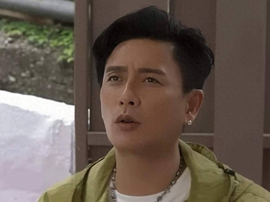 黄宗泽宣布不婚：受父母离婚影响，将花光积蓄