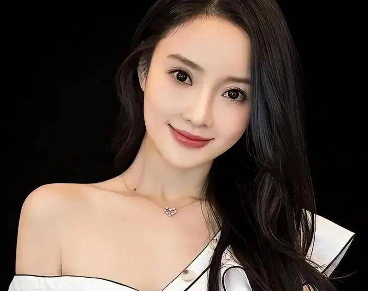 李小璐婚姻事业双毁，女儿甜馨承受最重代价