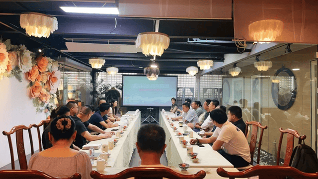 中华好蟹携手中华好海参精彩亮相2024上海蟹博会