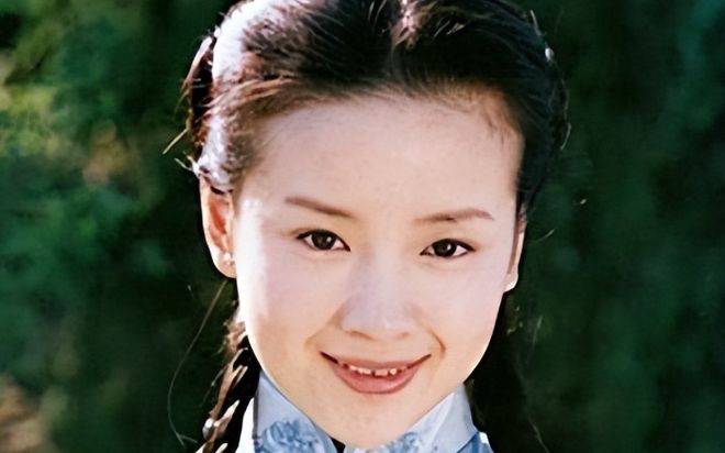 董洁王大治后内娱再曝不拉窗帘自然反应