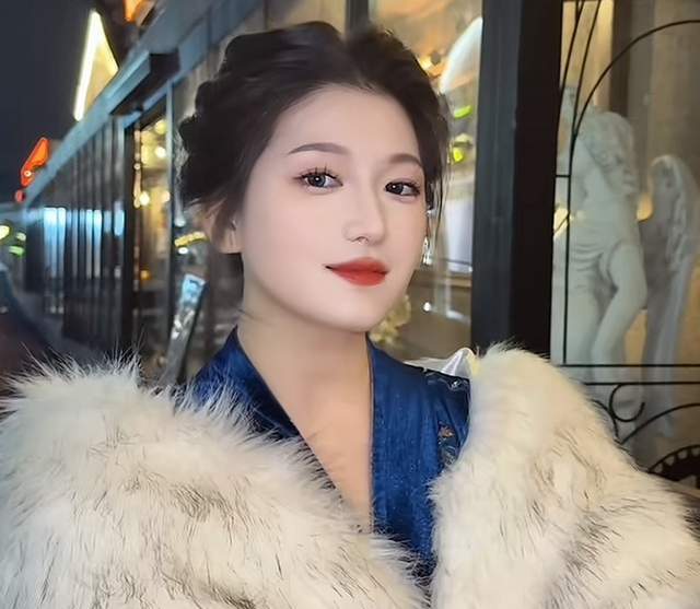 网红阿桃遭老公闺蜜背叛，婚房被抓直言享受
