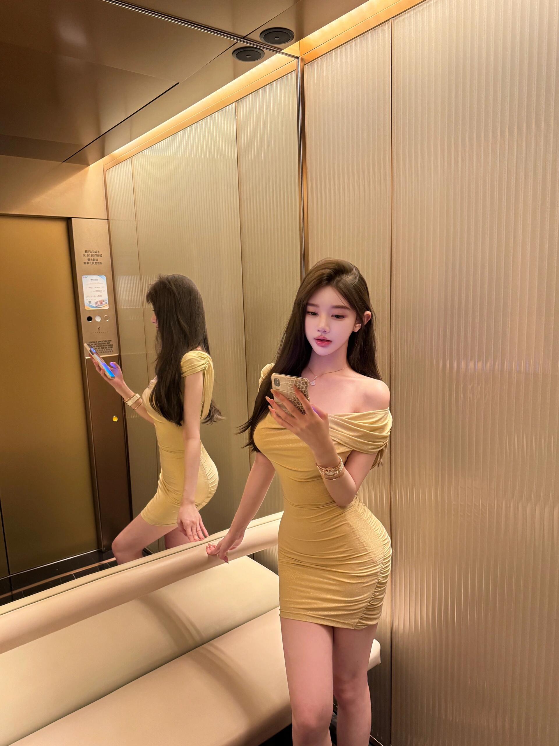 抖音小璐姐姐王璐和男友自拍流出，幸福笑容成亮点