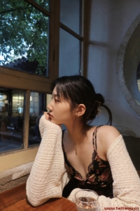 大妈山坡生意的背后：贫困与生存的双重困境